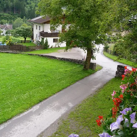 Nagelehof Apartmán *